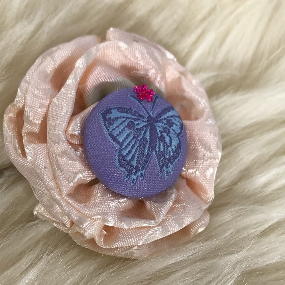 🔴 5/15 Vintage Upcycled Butterfly Hair Bow